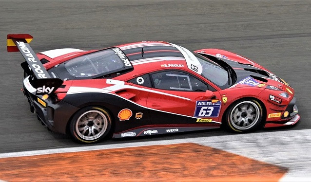 Sergio Paulet gana la Ferrari Challenge en la categoría Amateur