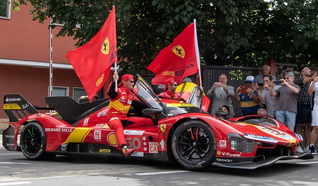 Parade en Maranello de los Hypercar vencedores en Le Mans