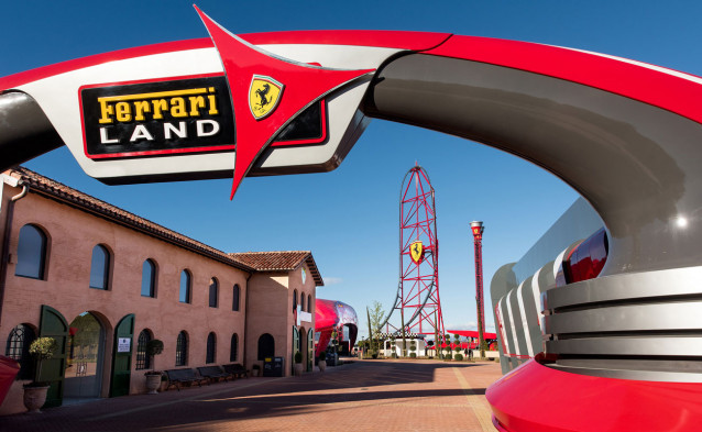 Cena de Navidad Barcelona (Port Aventura - Ferrari Land)